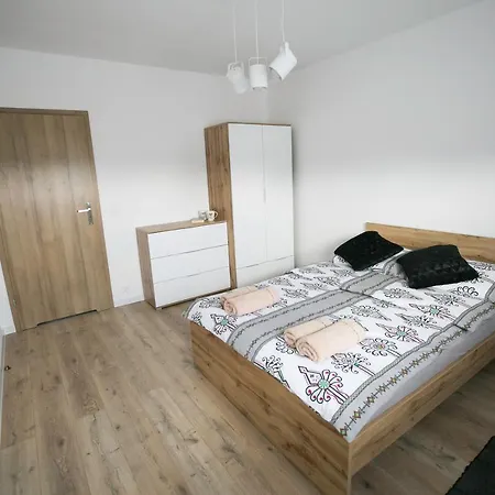 Perla Orawy 农家乐 *